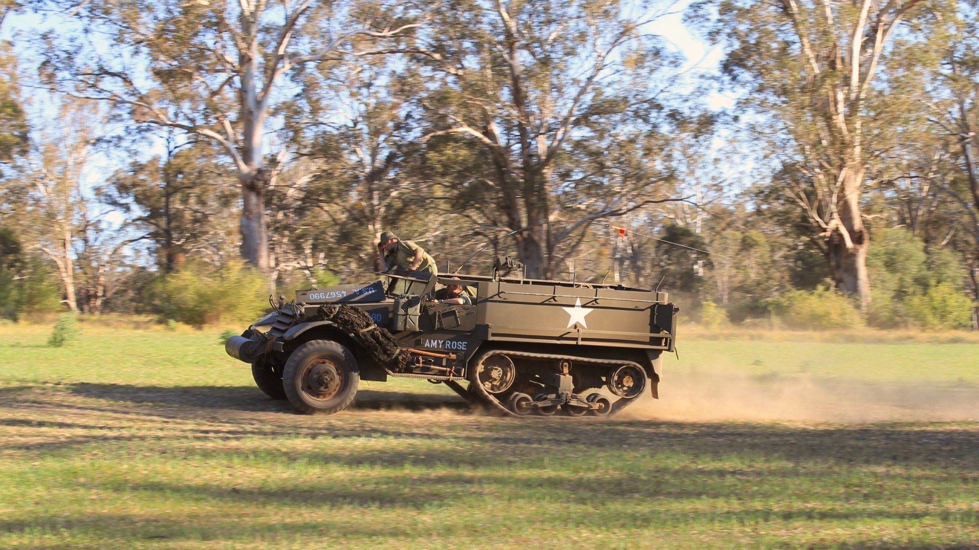 爱游戏综合娱乐-伊朗足球队自带暖炉进场，成冬奥最“热”球队，伊朗足球队主场