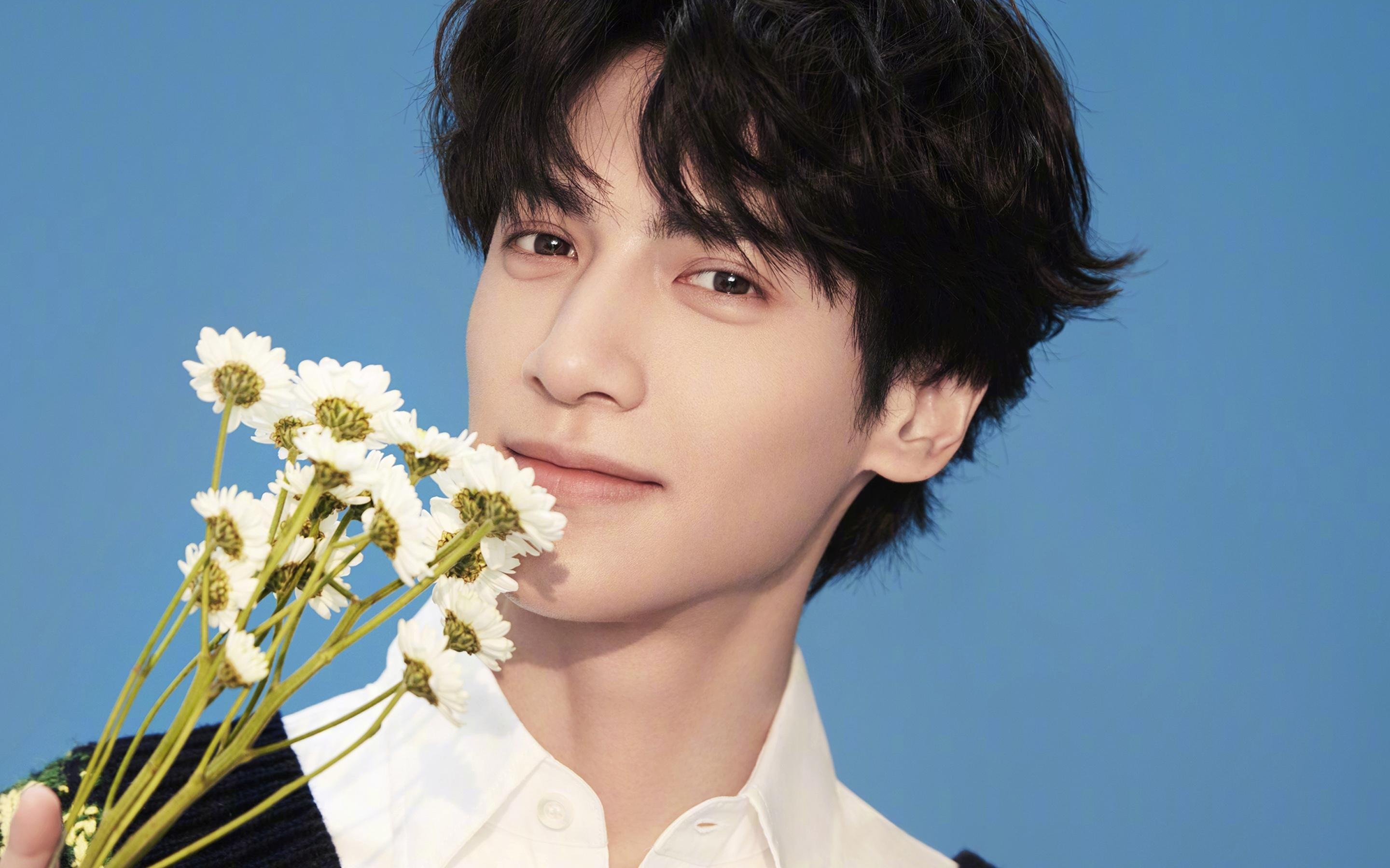 爱游戏下载-瓜达拉哈拉与阿尔希拉尔进行友谊赛，促进交流，瓜达拉哈拉是哪个国家