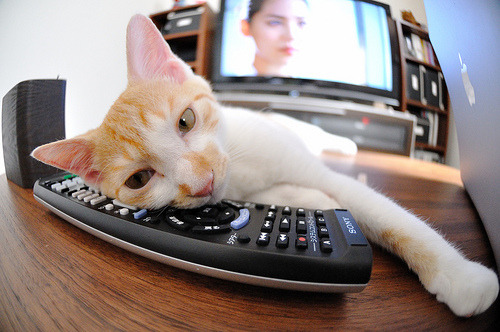 爱游戏体育平台-VAR技术在欧冠比赛中引发新争议